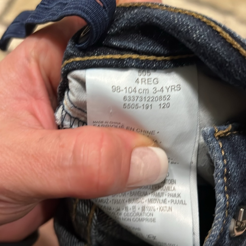 COPY - Levi regular fit jeans kids, size 4T - Picture 3 of 4